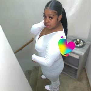 Meet your Posher, Bloccgurl